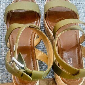 Michael Kors 9.5 M Espadrille Wedge Double Strap Sandals Olive/Sage Green